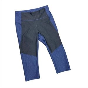 Outdoor Voices Capri Black Blue Size Small EUC